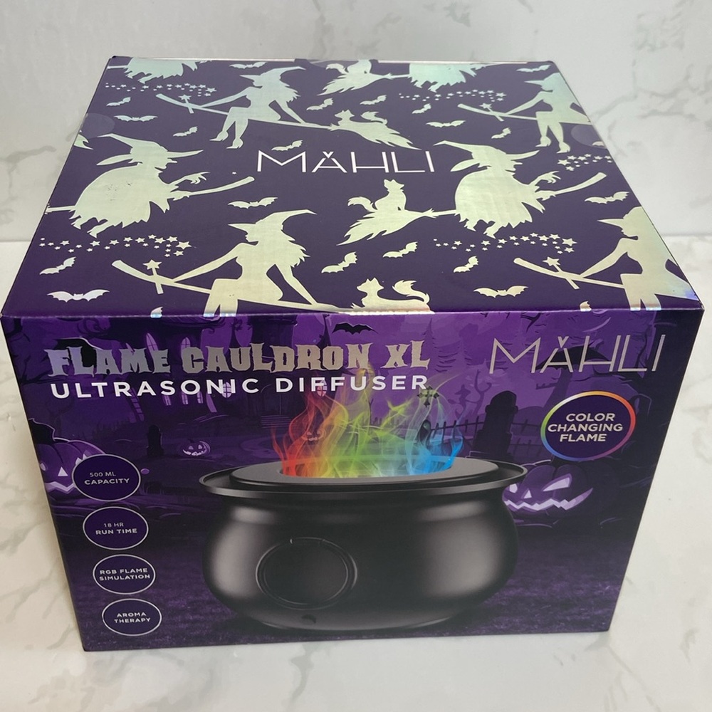 New Mahli Halloween Black Cauldron Color Changing Flame Aroma Therapy Diffusor